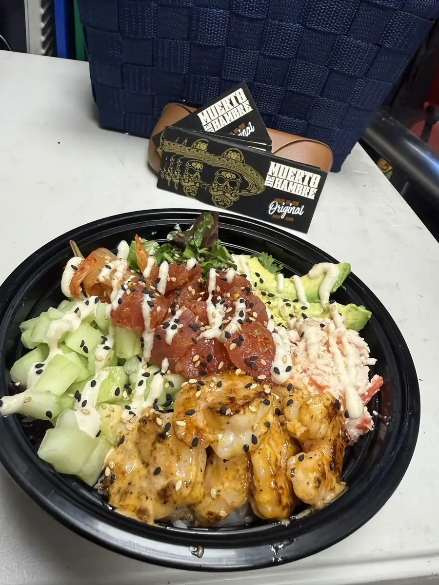 Colorful Muerto De Hambre fusion bowl